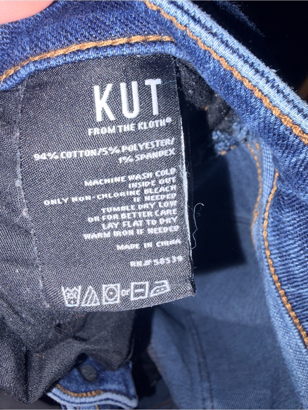 Kut from the Kloth Denim Straight Skinny Leg Size 20 - Picture 3 of 4